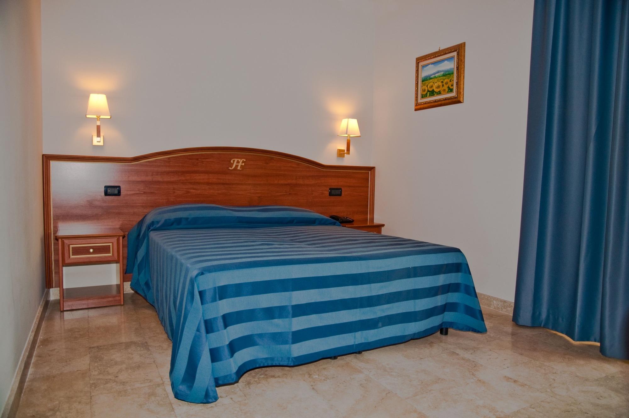 Fashion Hotel Вальмонтоне Экстерьер фото